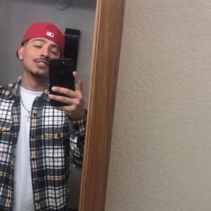 Meet your Posher, Alex